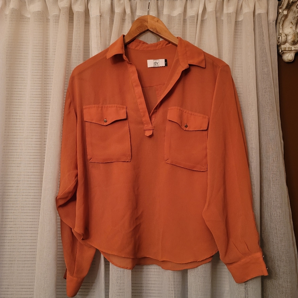 Dolce Vita xs sheer burnt orange shirt top blouse